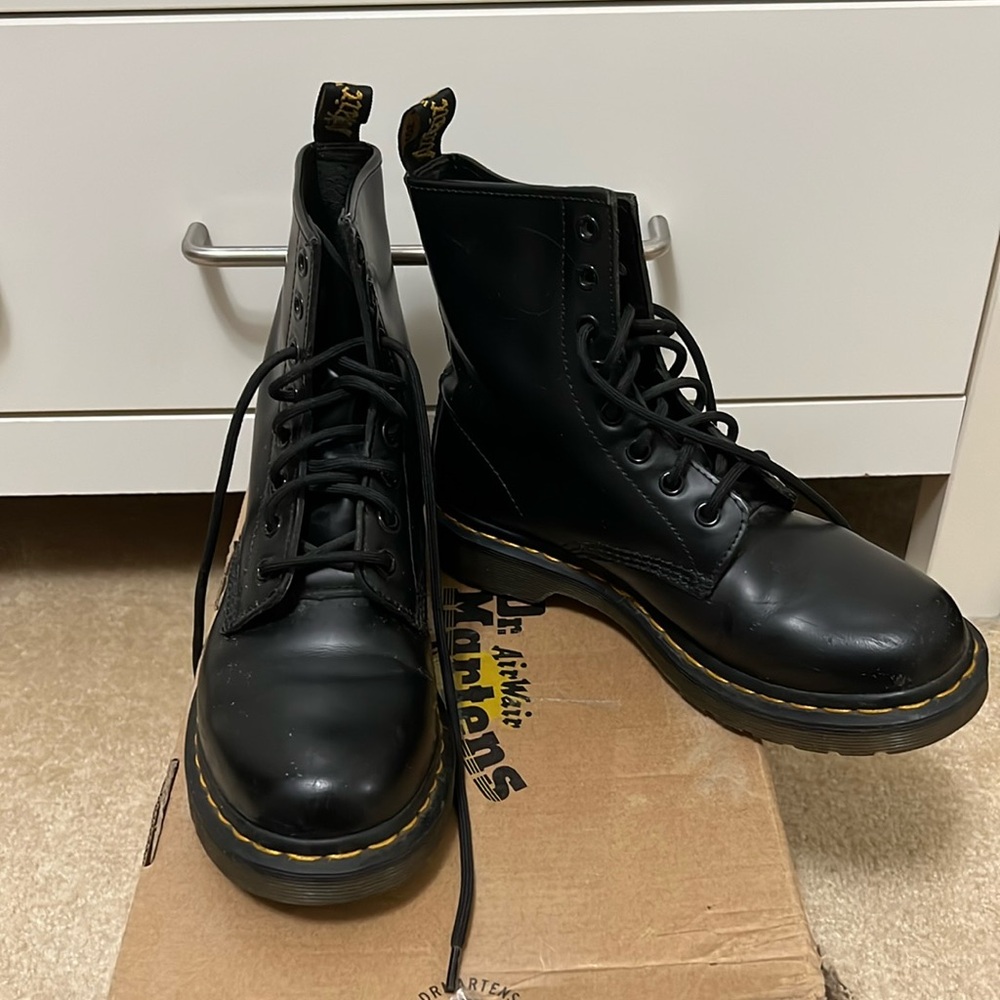 Dr. Martens 1460 Pascal Black Boots in size 7